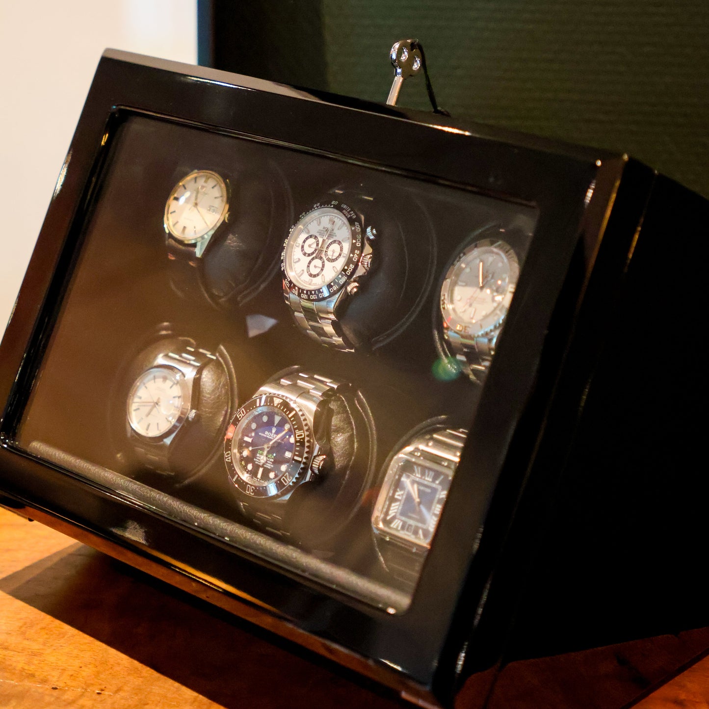 LW46 Watch Winder 6 Watches – Gloss Black - Leader