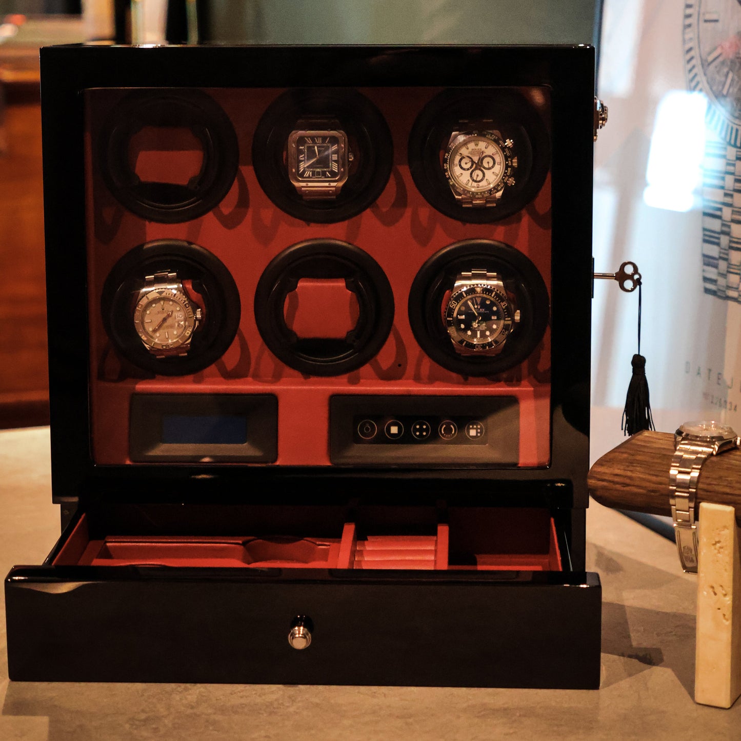 LW56 Watch Winder 6 Watches – Gloss Black & Red - Leader