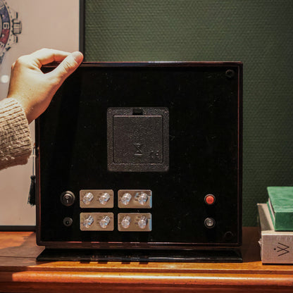 LW147 Watch Winder 7 Watches – Ebony & Black - Leader