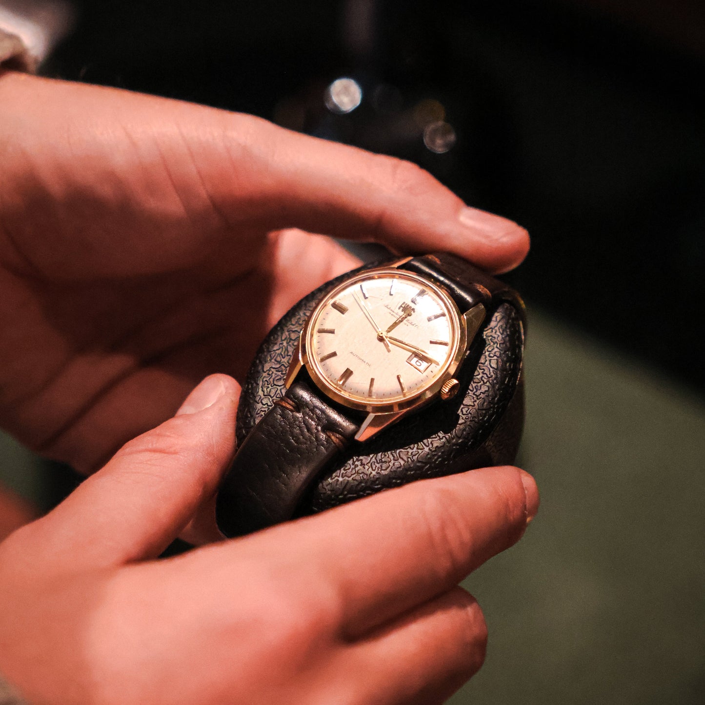 LW157 Watch Winder 7 Watches – Gloss Black & Brown - Leader