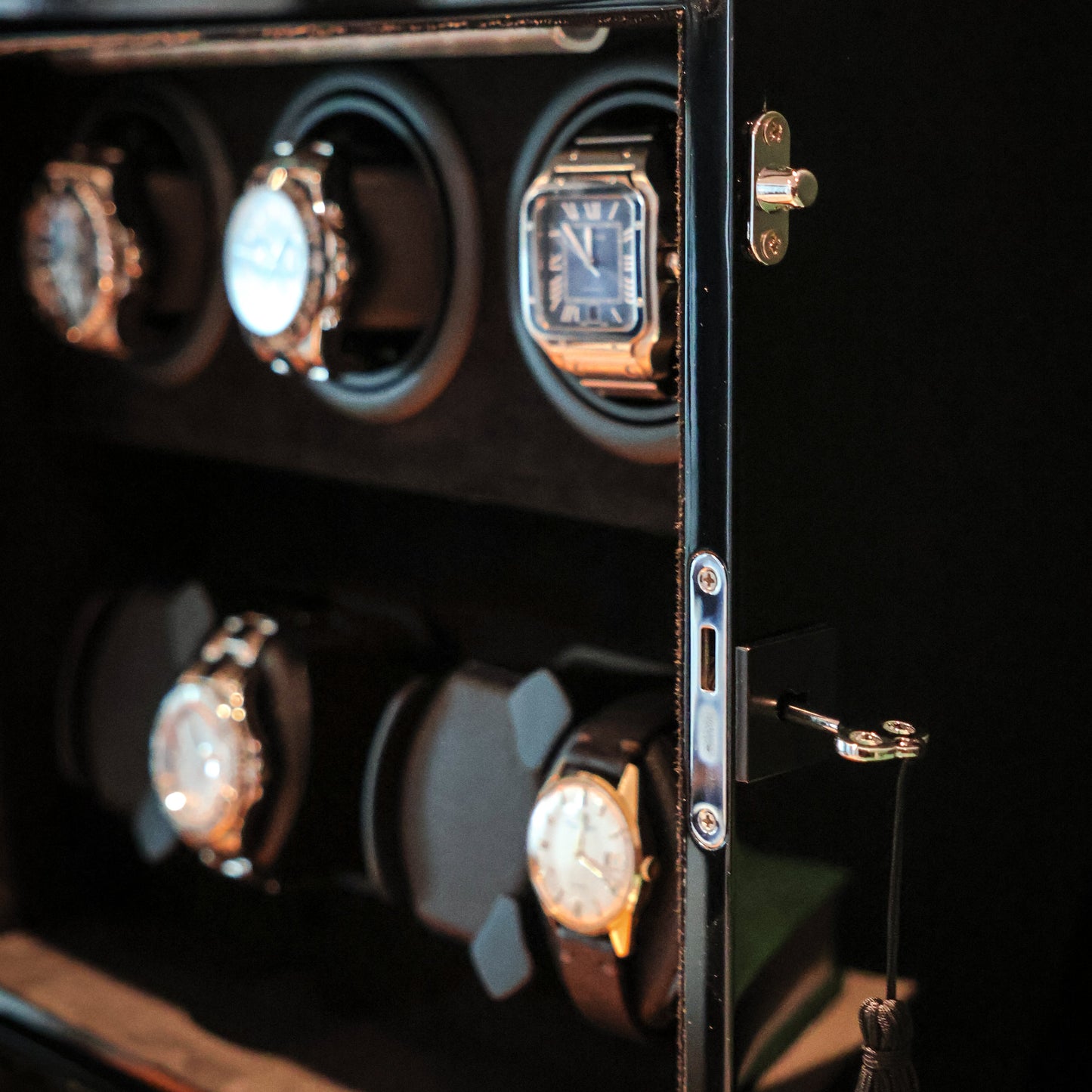 LW167 Watch Winder 7 Watches – Gloss Black - Leader