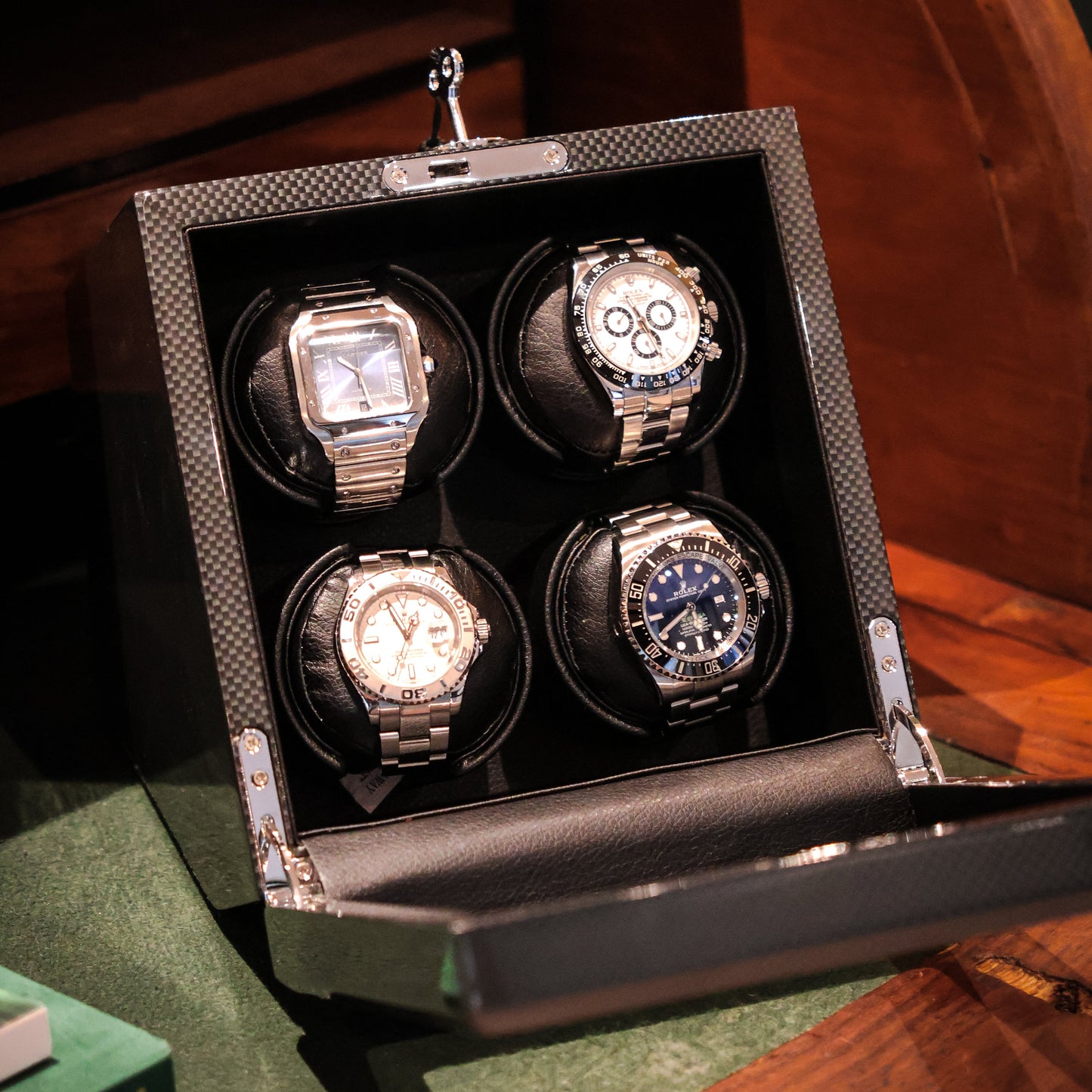 LW14 Watch Winder 4 Watches – Carbon Fiber - Leader