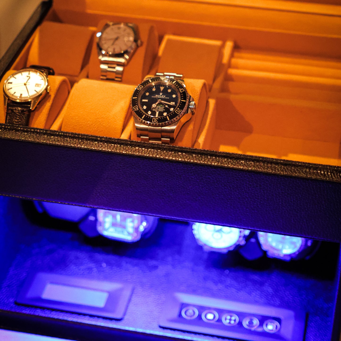 LW117 Watch Winder Box – Black Leather & Camel Velvet - Leader